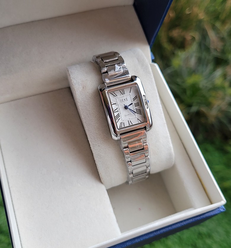 Classic silver watch image