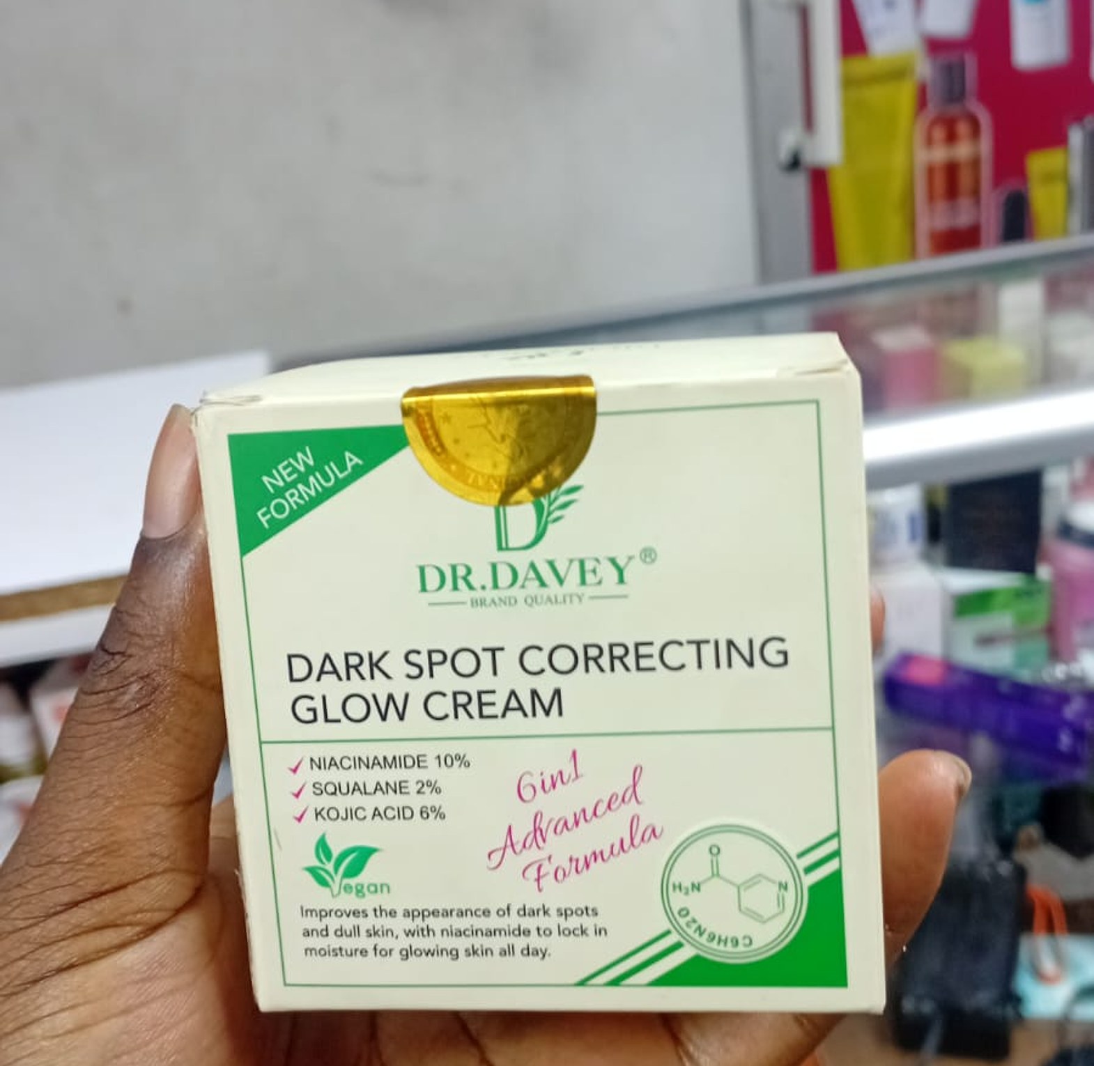 Dark spot correcting cream  image