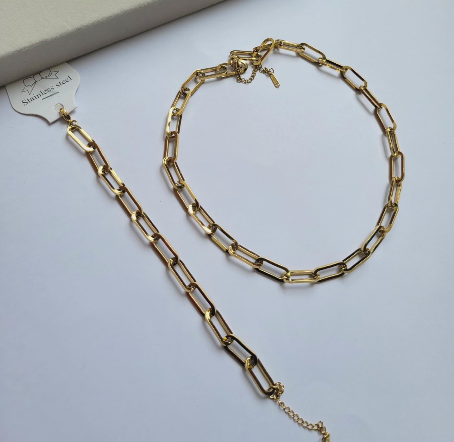 Paperclip necklace image