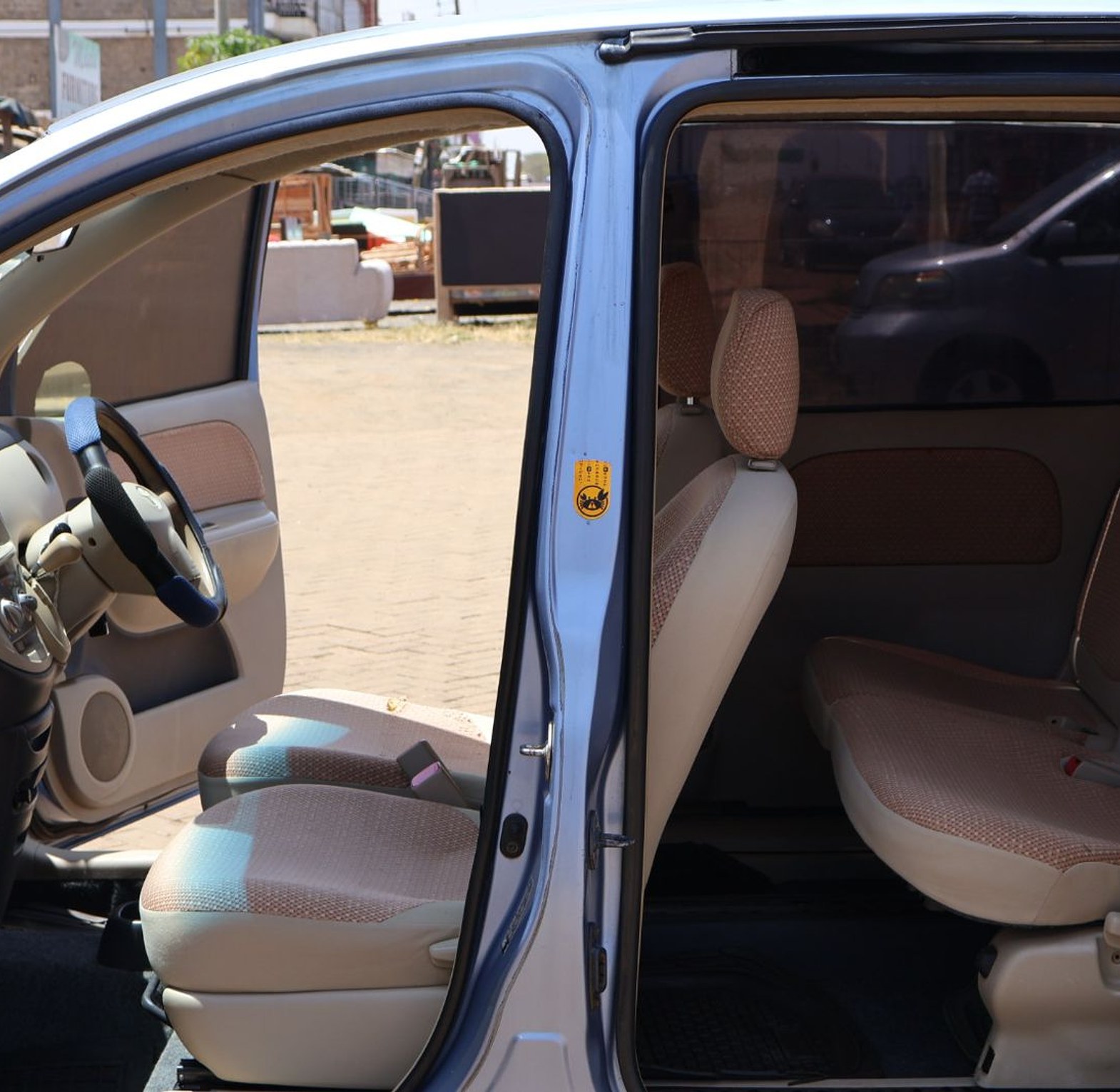 Toyota Sienta KCX, YOM 2012 Model,  Automatic, Rating 1500cc 7 Seater image