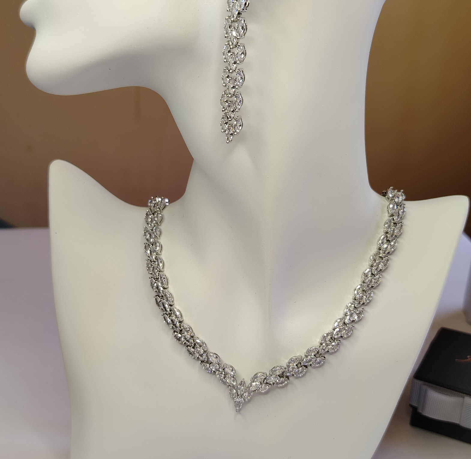 Dazzling Cubic Zirconia Bridal Set image
