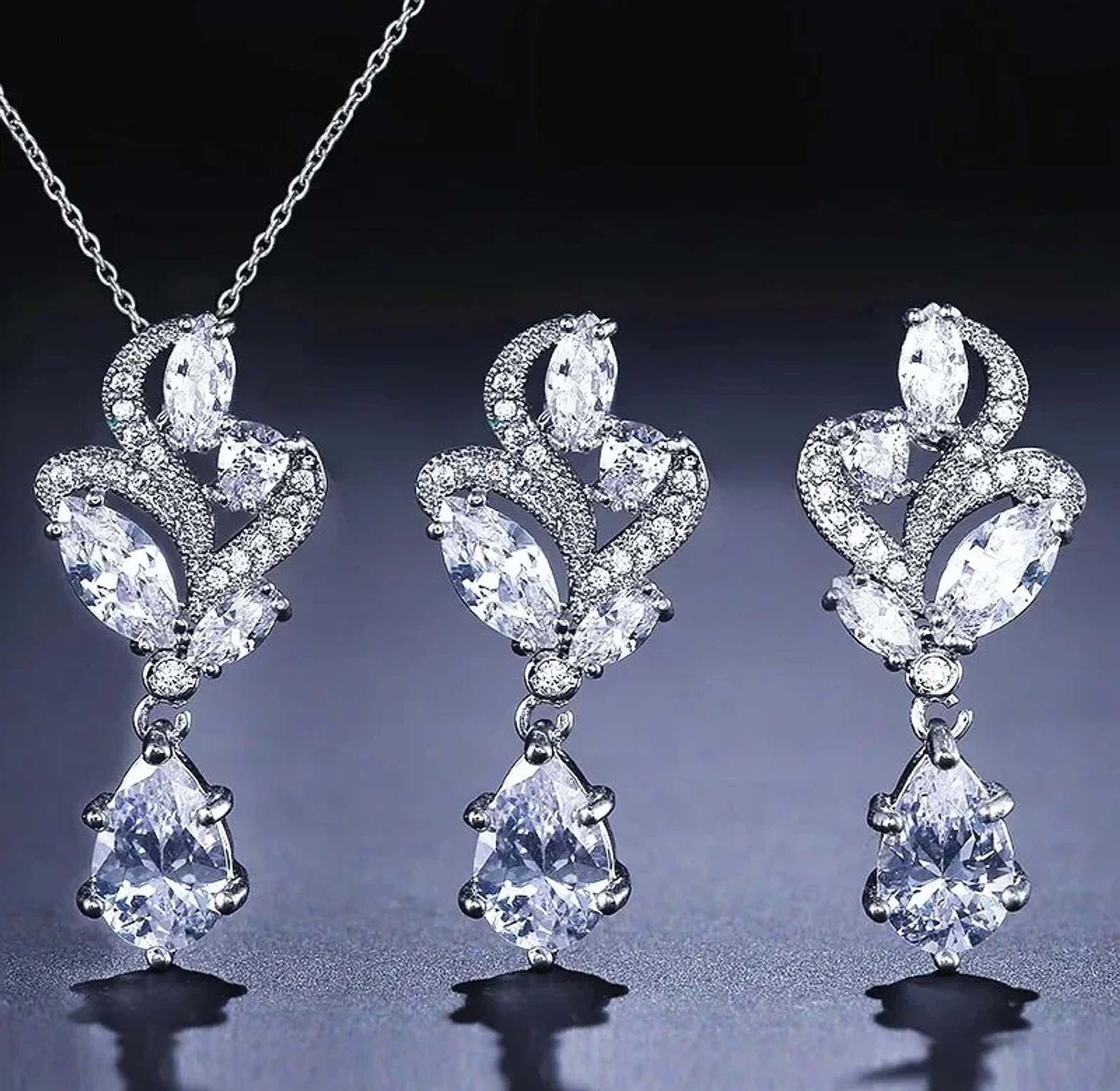 Cubic Zirconia set image
