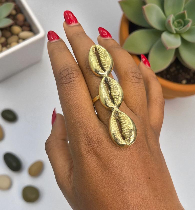 Nomsa  Shell  Ring image