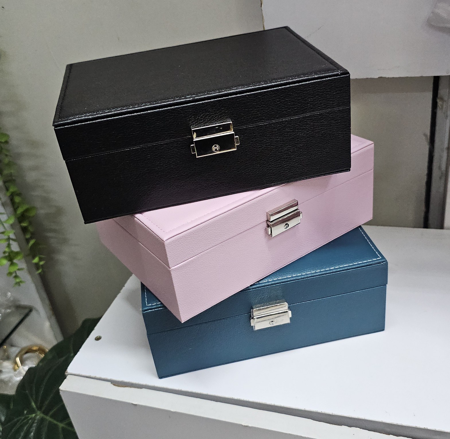 Jewelry box image