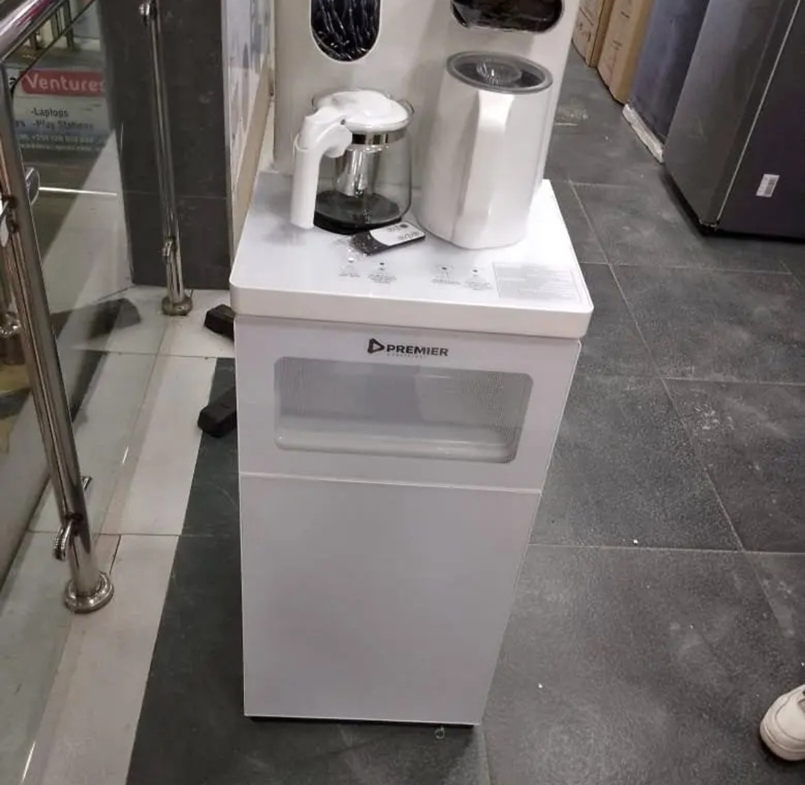 Premier bottom load water dispenser  image