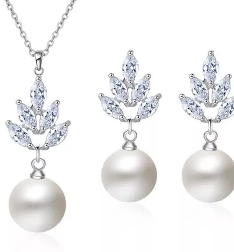 Imitation Pearl & cubic zirconia set image