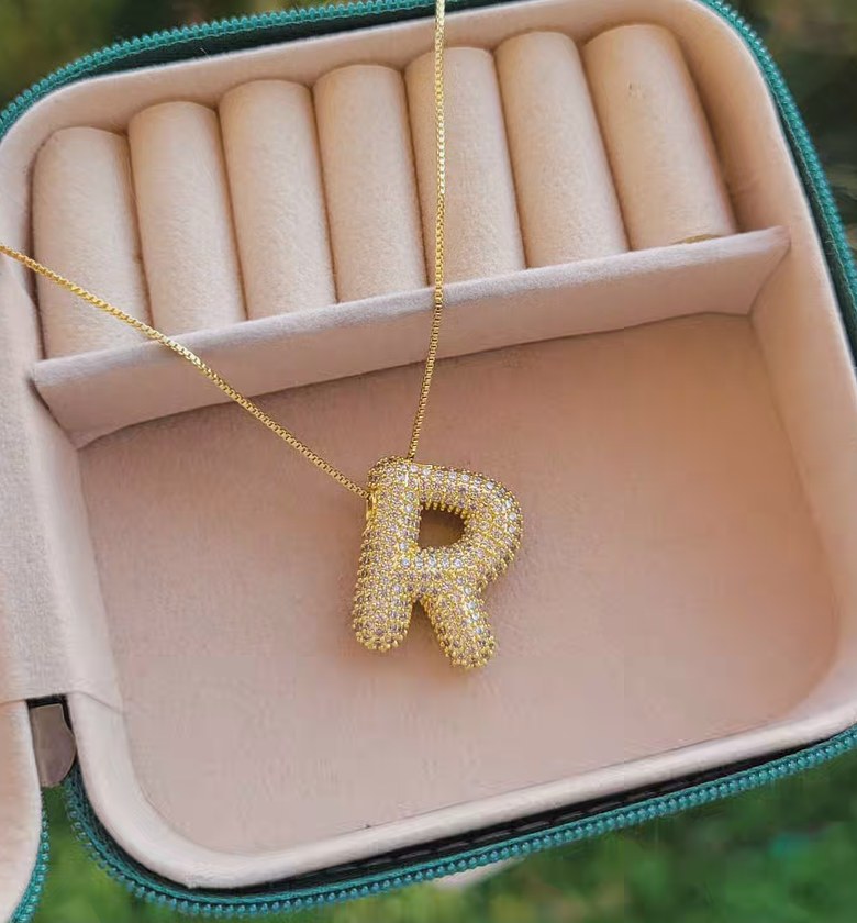Letter R image