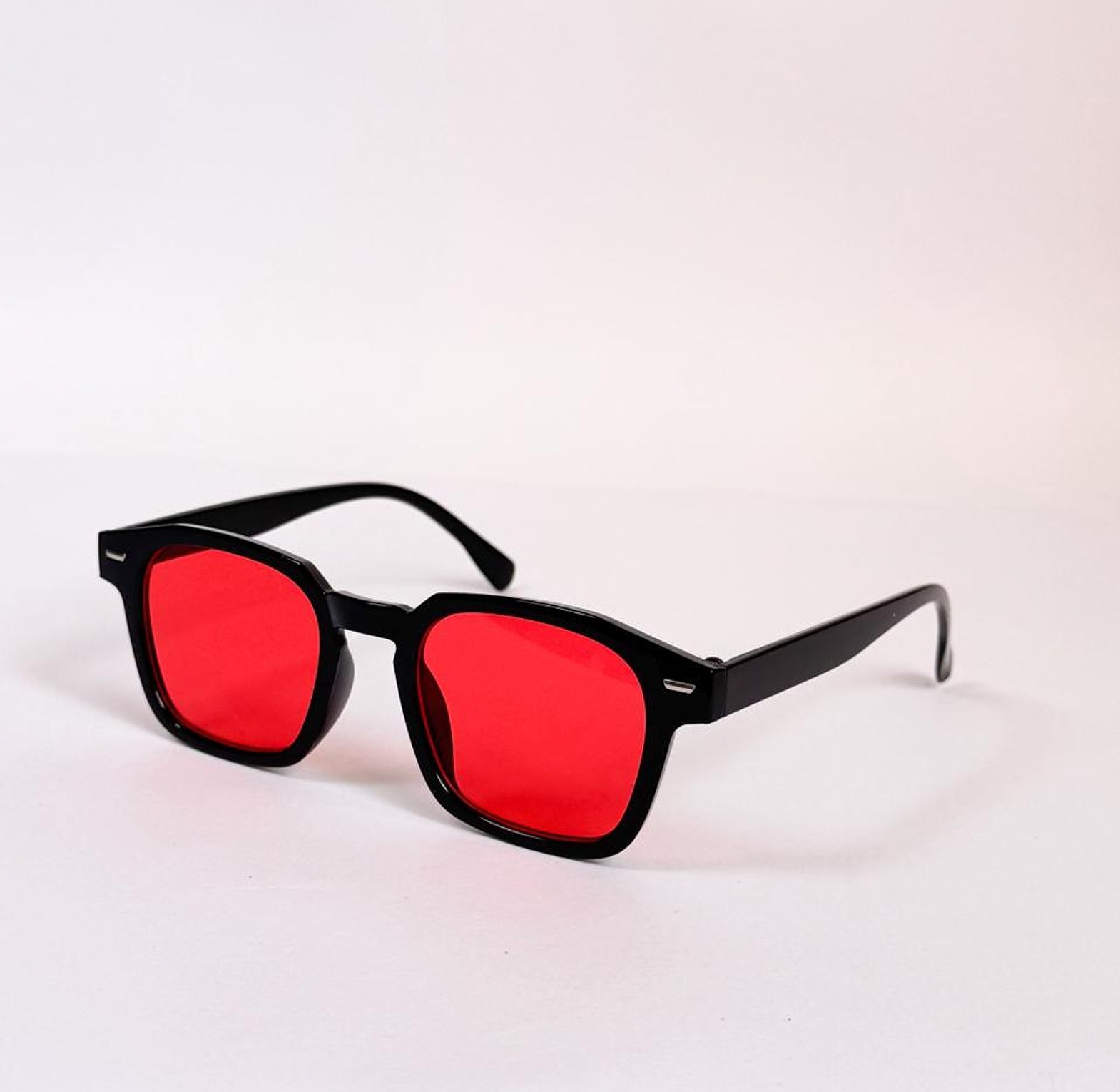 Amor Red image