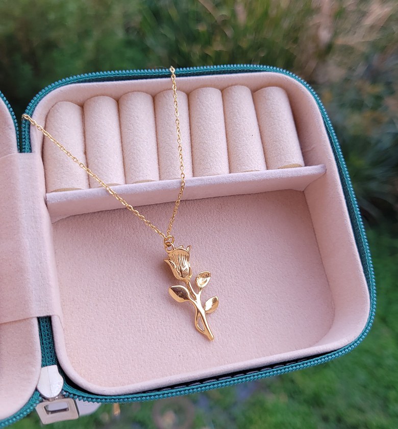 Rose necklace  image