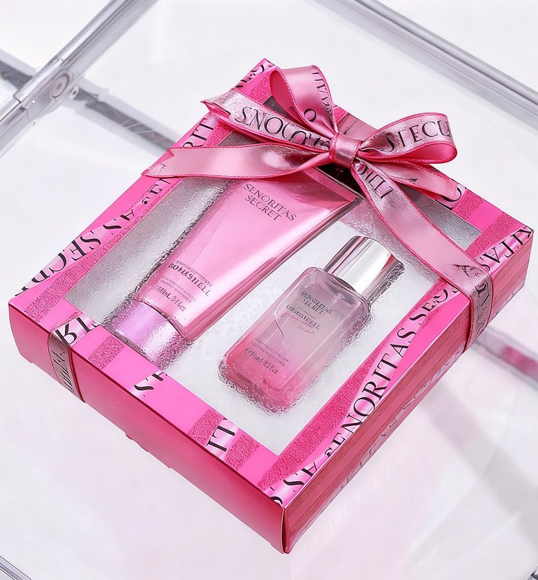Senoritas Secret Bombshell Perfume Gift Set with 100ml Fragrance Lotion & 75ml Perfume.  image