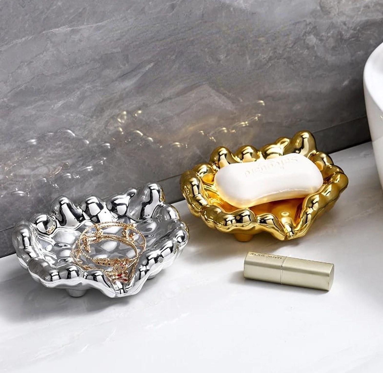 Quick Drain Golden/Silver Color Soap Dish  image