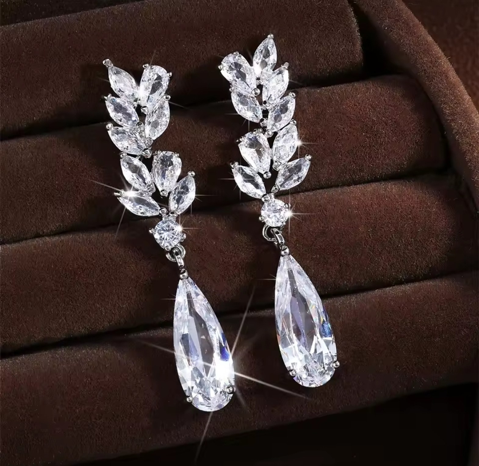 Drop sparkling zirconia earrings  image