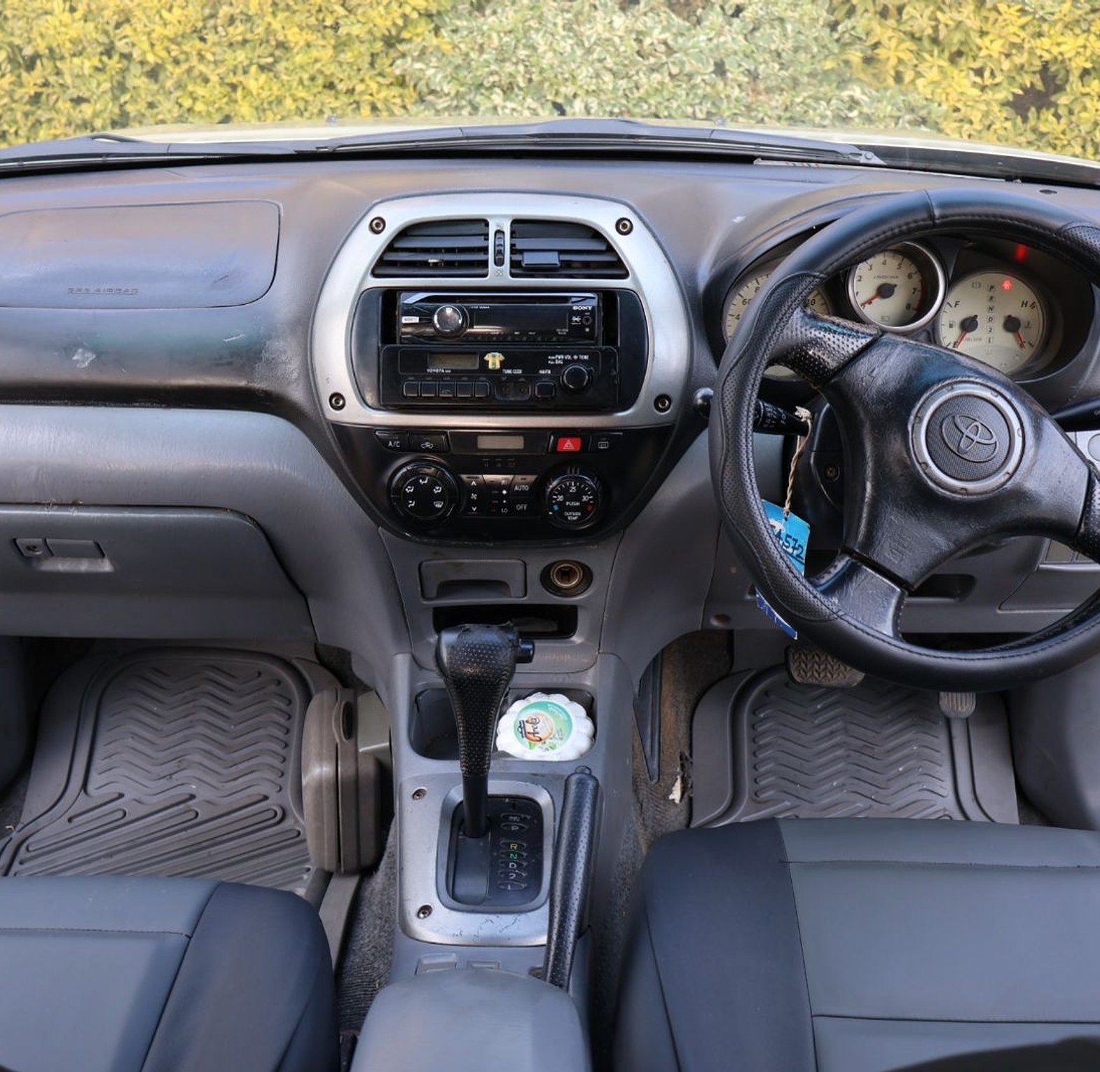 Toyota Rav4 KBJ, YOM 2002 Model,  Automatic image