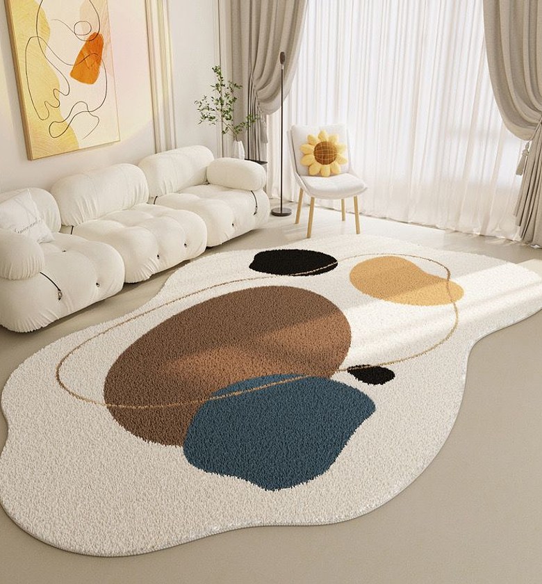 Irregular Pattern Area Rug image