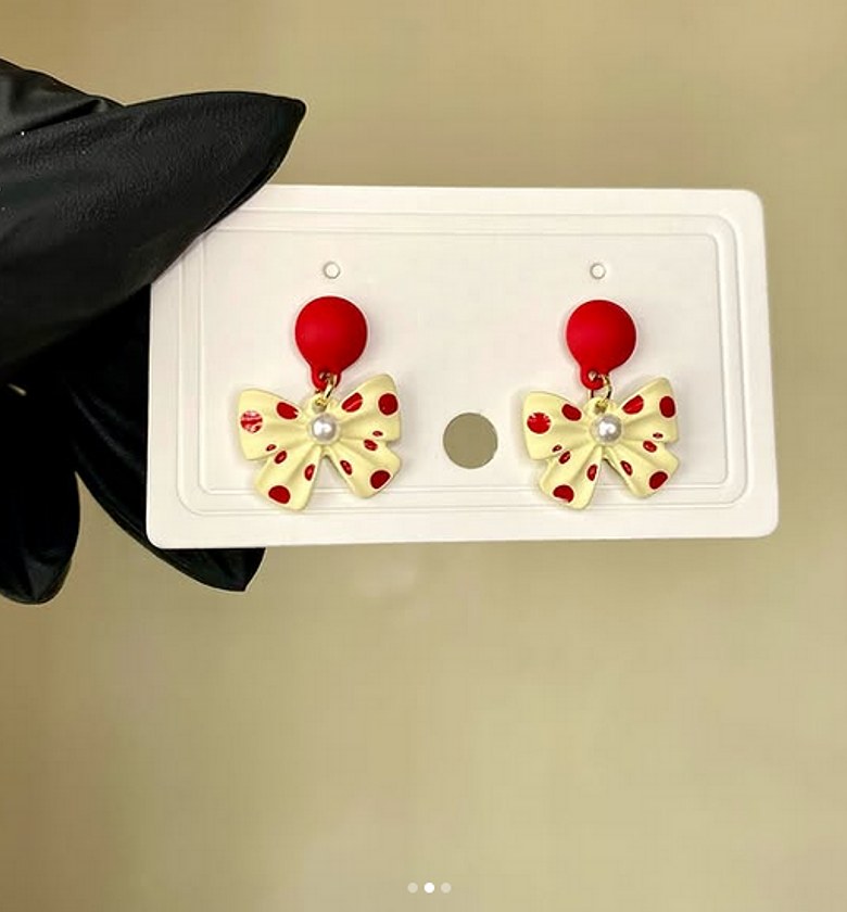 Cute Pearl Bow Knot Drop Earrings image
