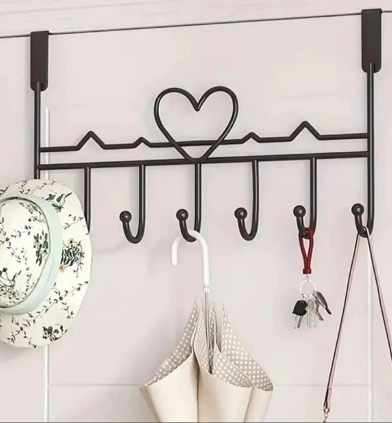 7 hook  over the door hanger  image