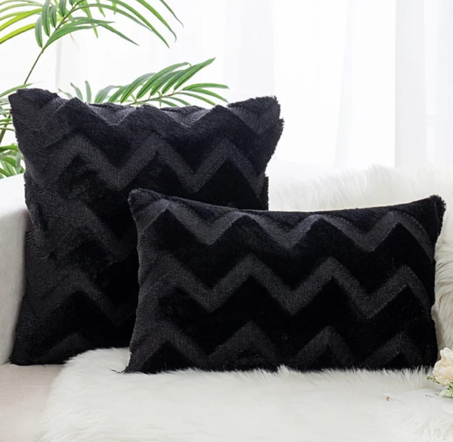 Wave Pattern Luxury Plush Cushion Cover image