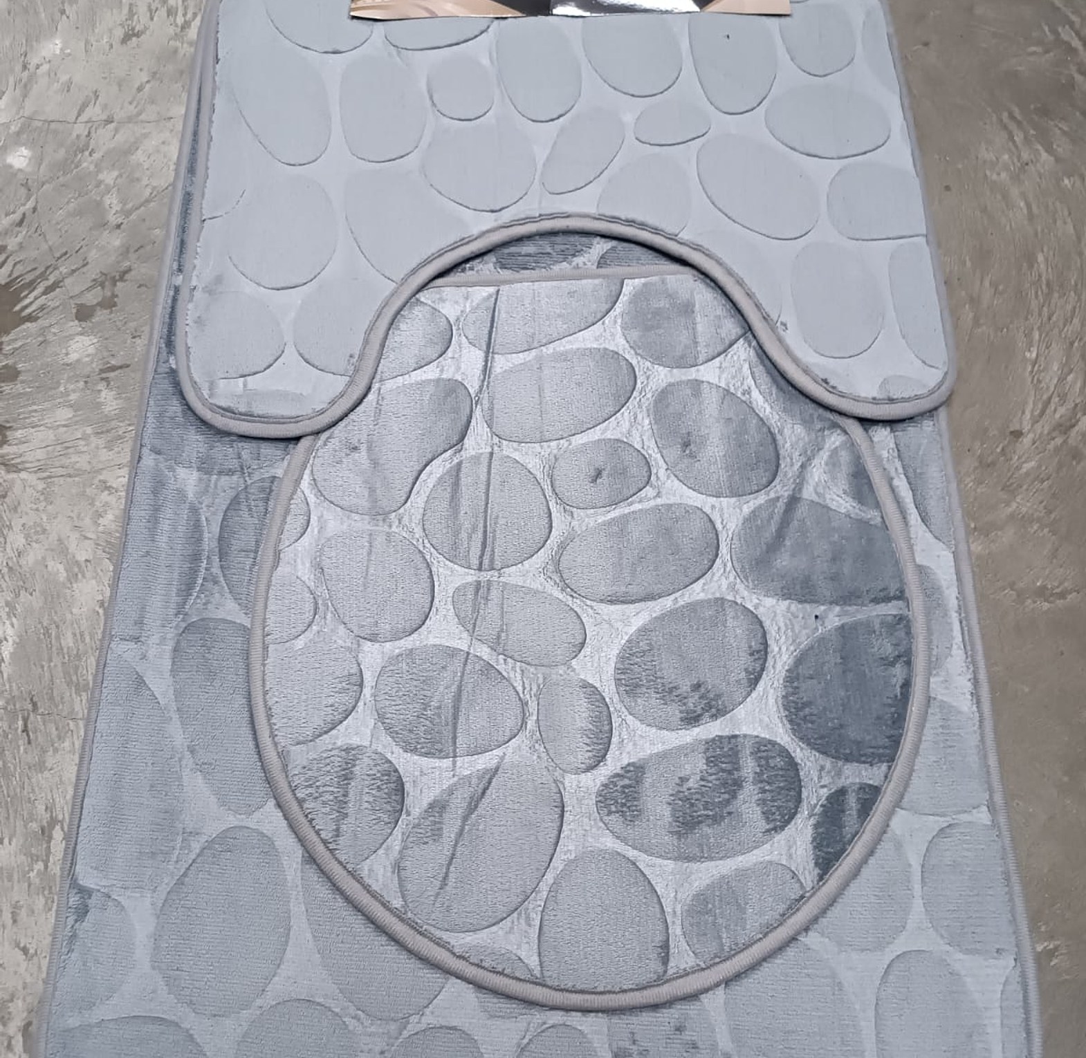 TOILET MAT. Super absorbent 3 pcs Bathroom/Toilet mats image