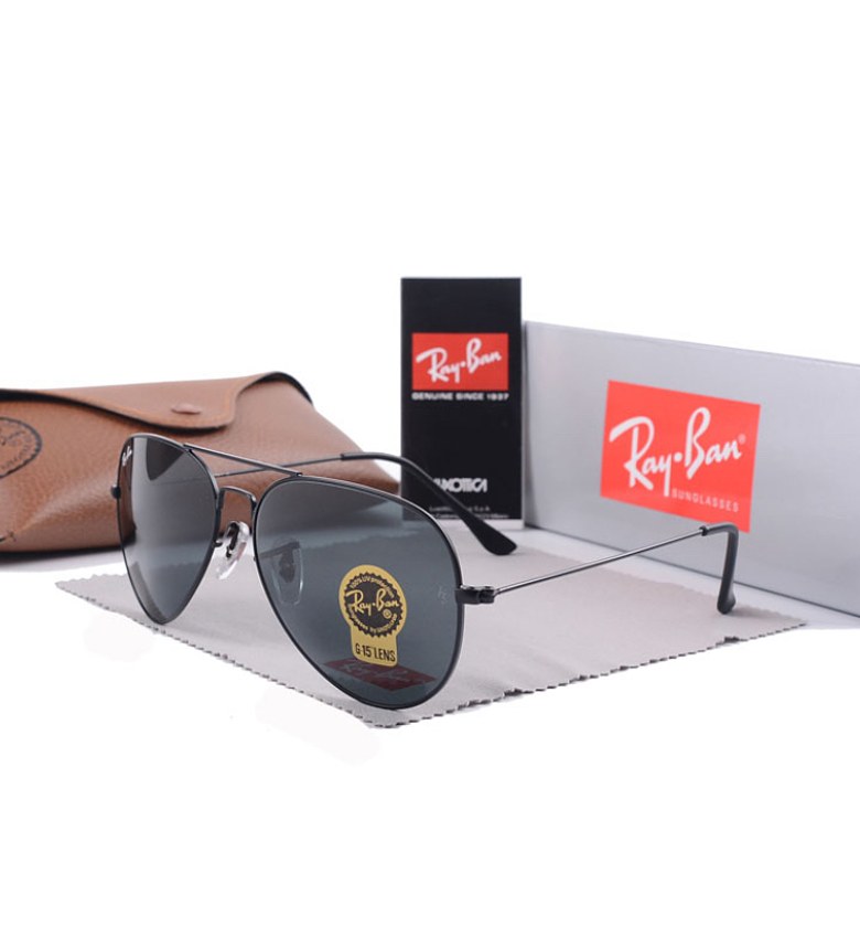 Aviator all black image