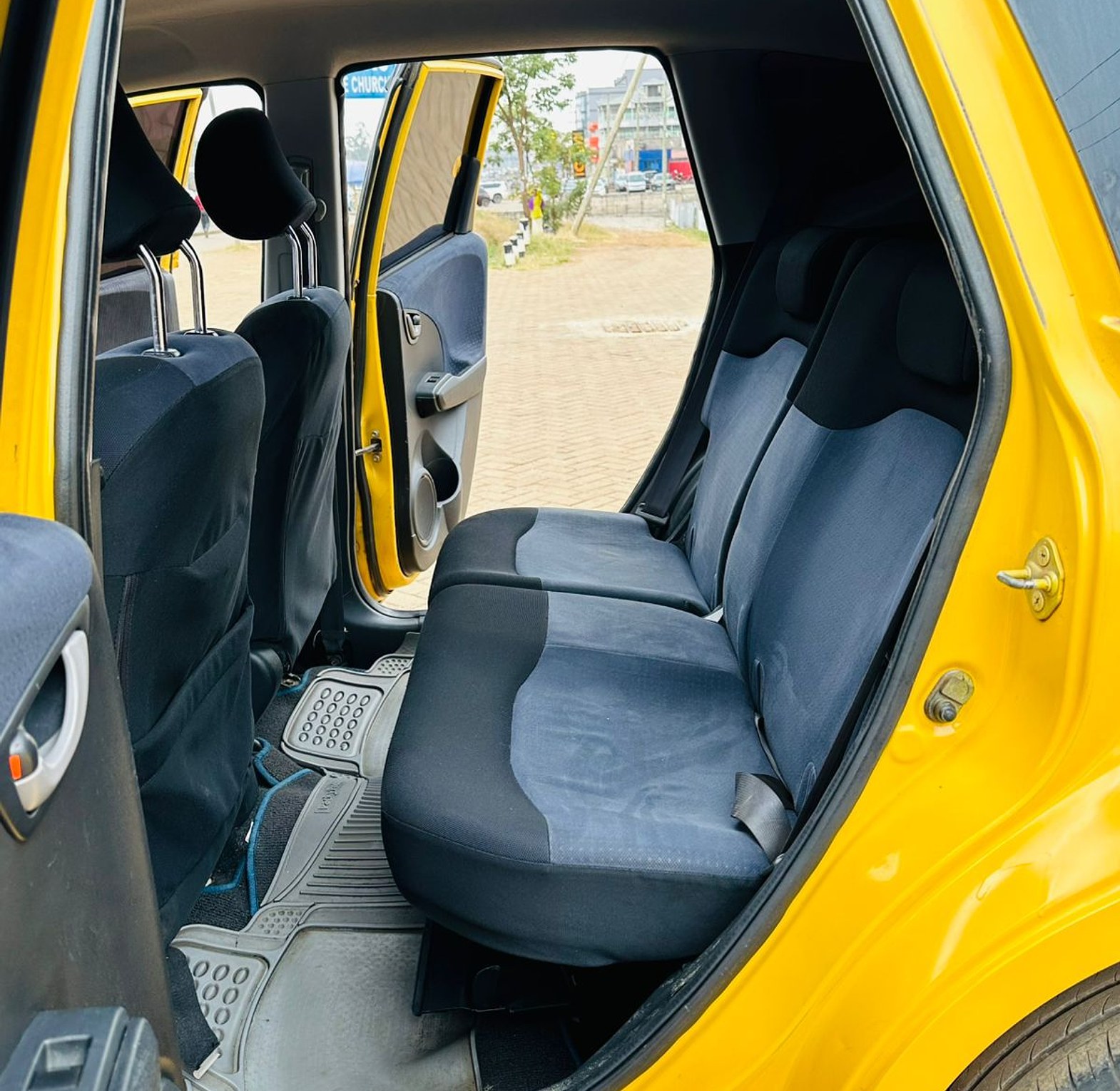 Honda Fit KCN, YOM 2010, Automatic, Rating 1300cc image