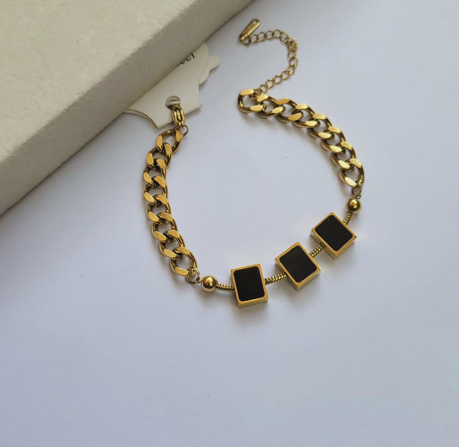 Bracelet  image