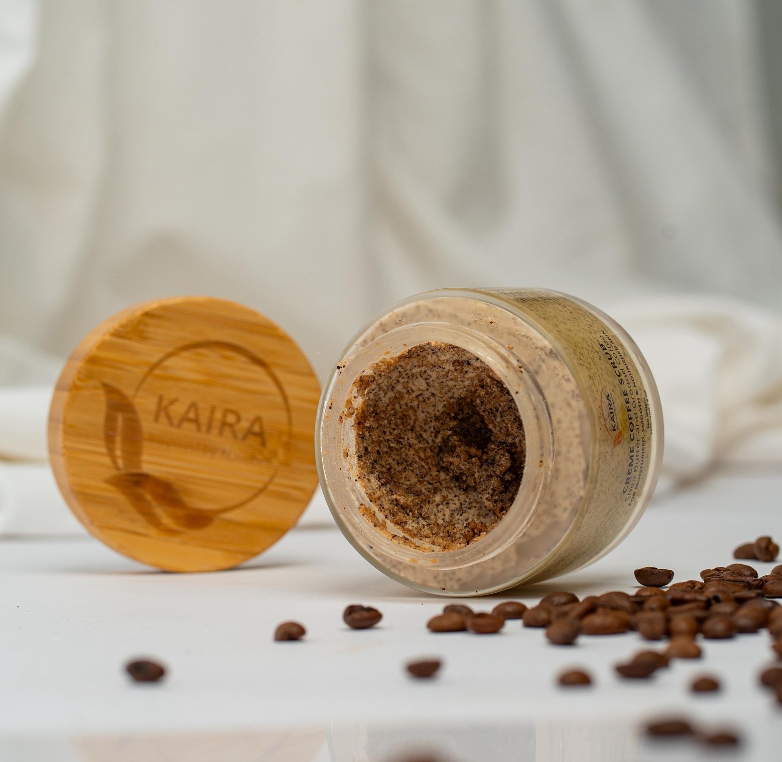 Crème Shea and Coffee Body Scrub image