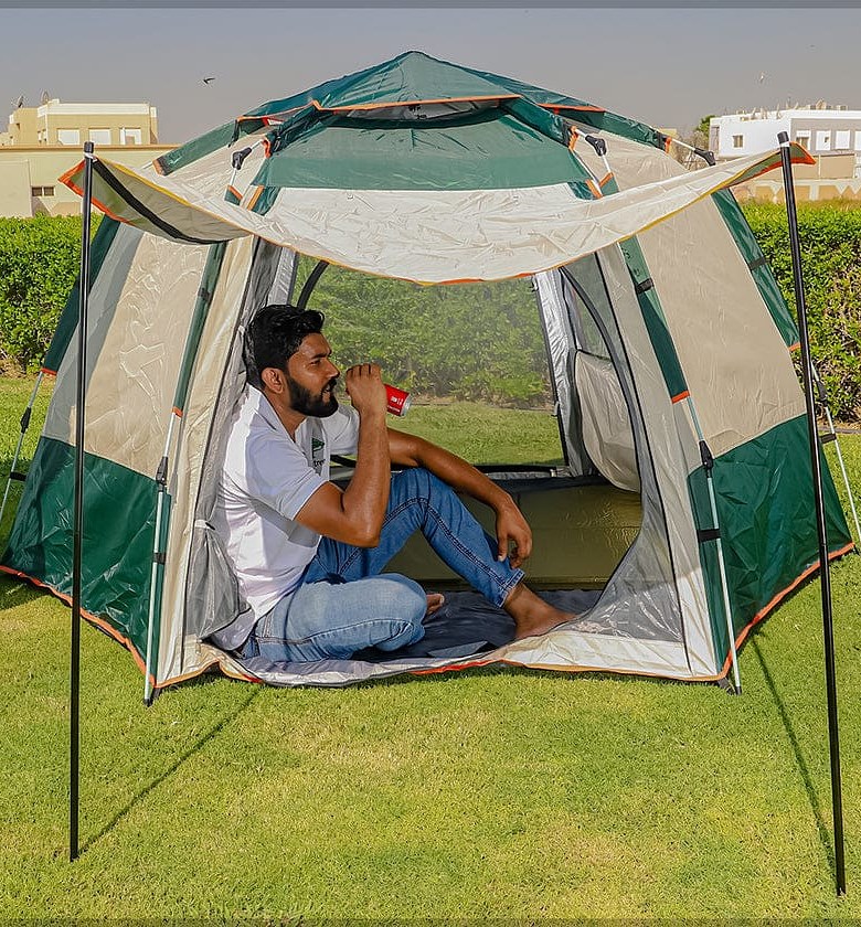 Camping tent 280cm by 280cm For 3 to 4 people  image