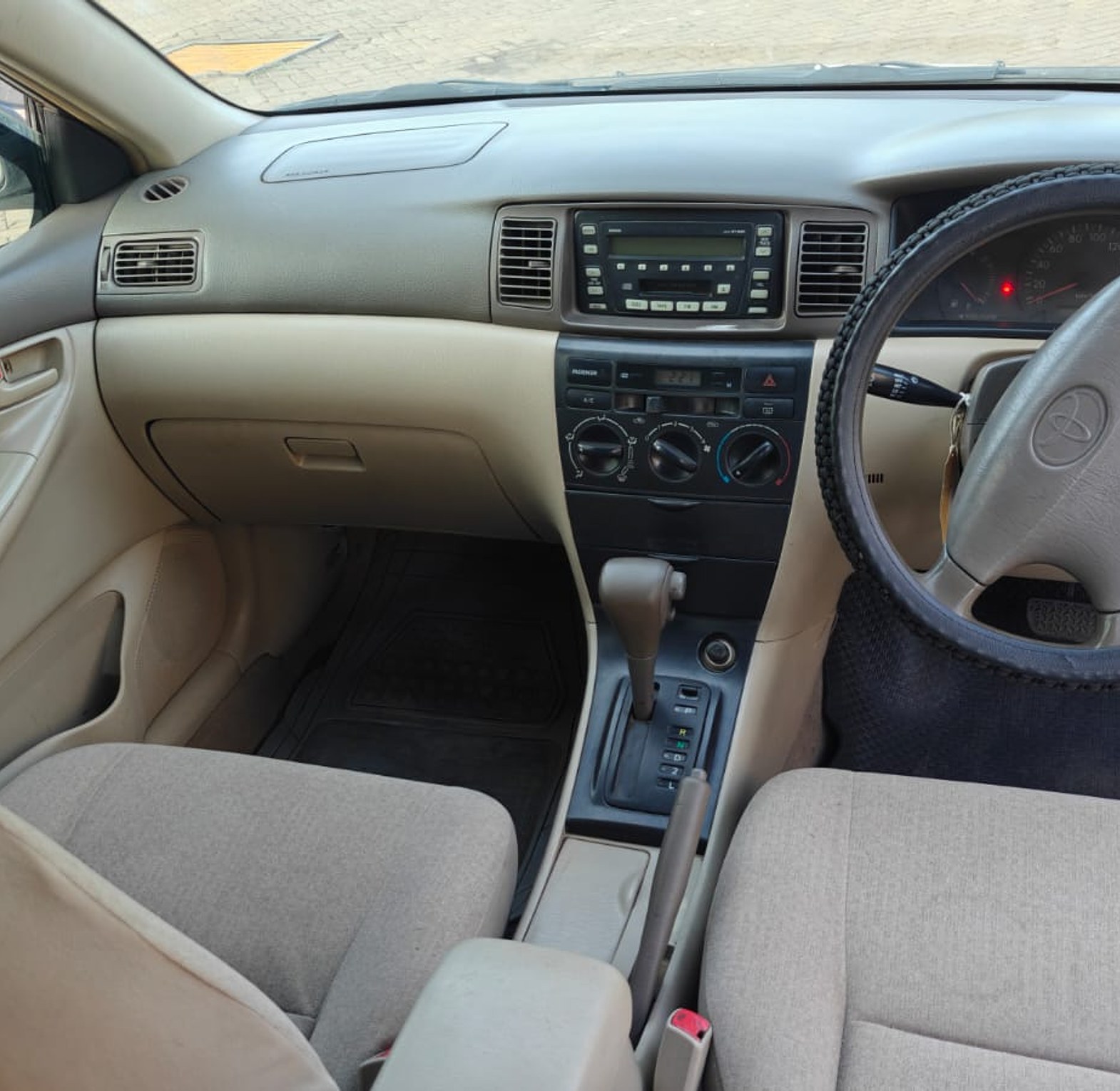 Toyota Corolla NZE KBM. YOM 2003, Automatic, Rating 1500cc image
