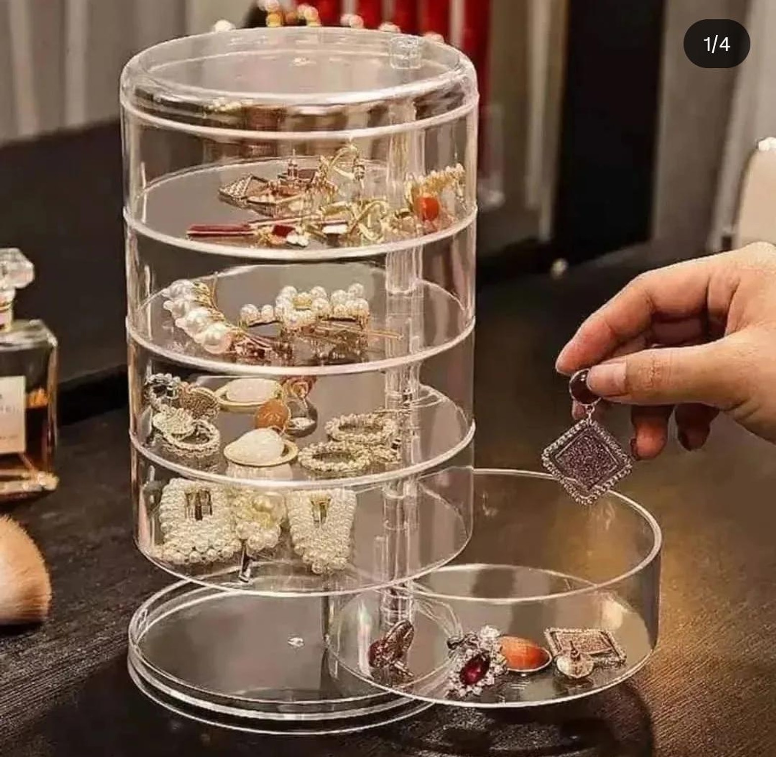 Rotating Jewellery holder image