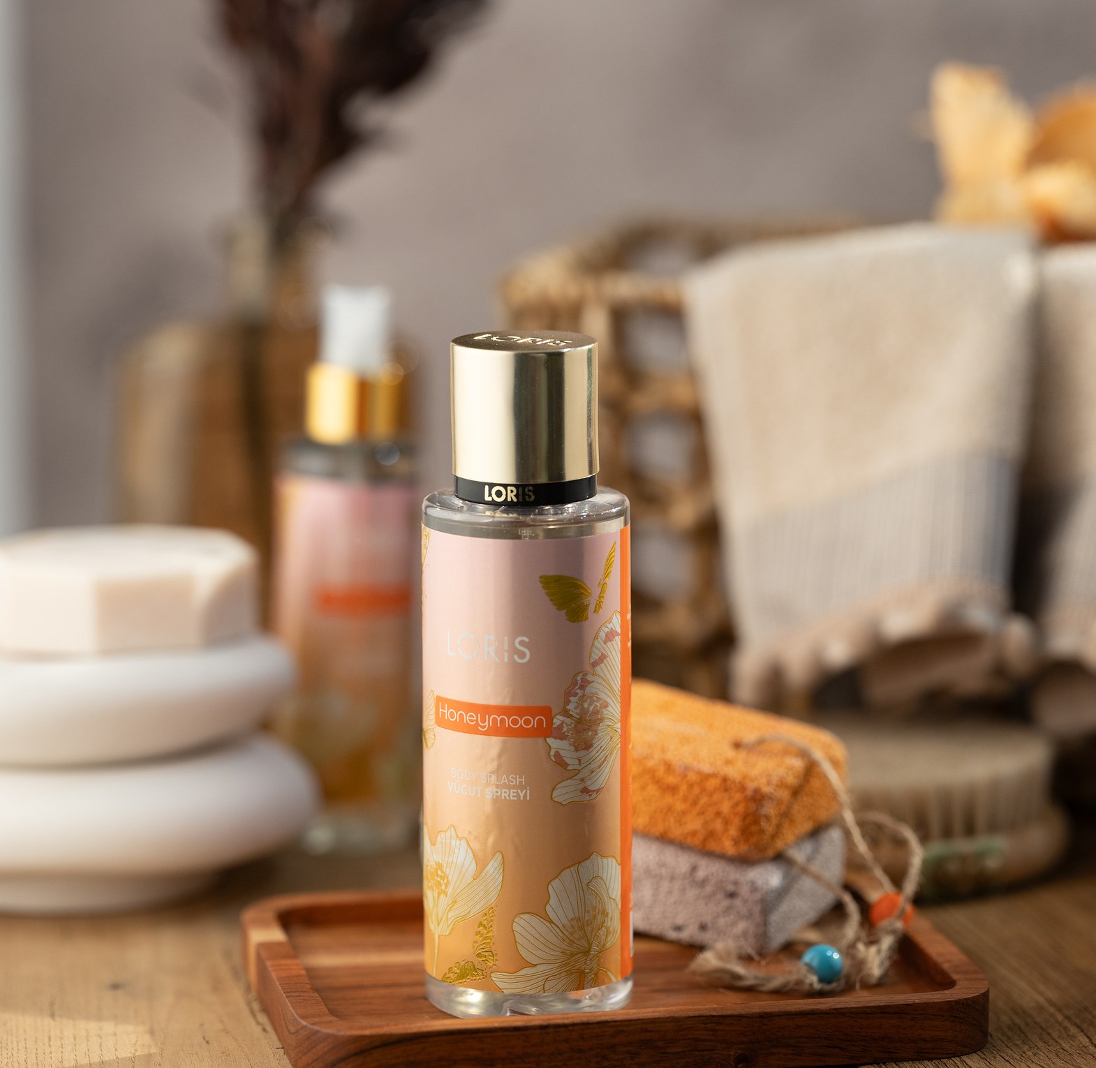 Loris Honeymoon Body Sprays 250ml image