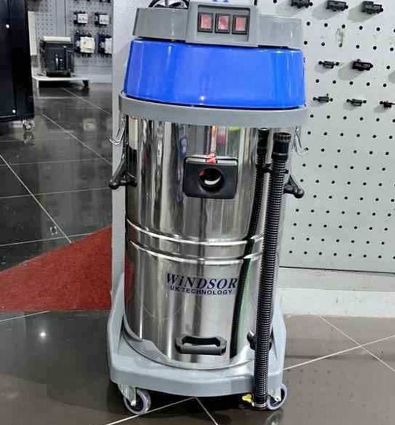 100l vacuum cleaner image