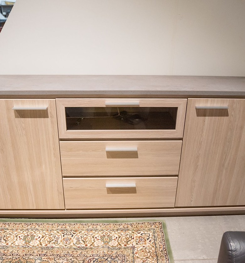 BUFFET ENFILADE 2 DOORS 2 DRAWERS image
