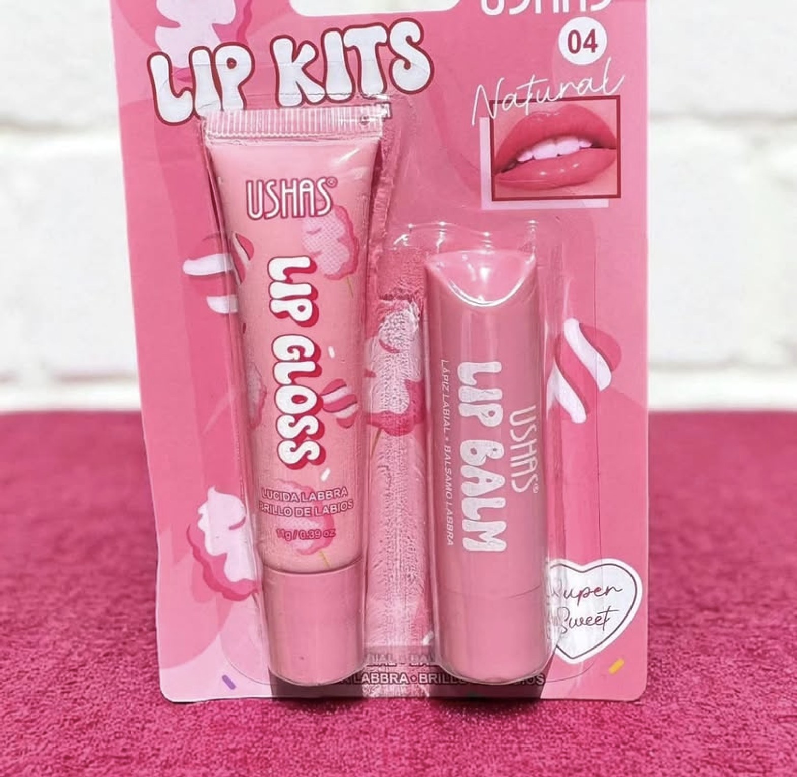 Moisturizing lip gloss and lip balm set image