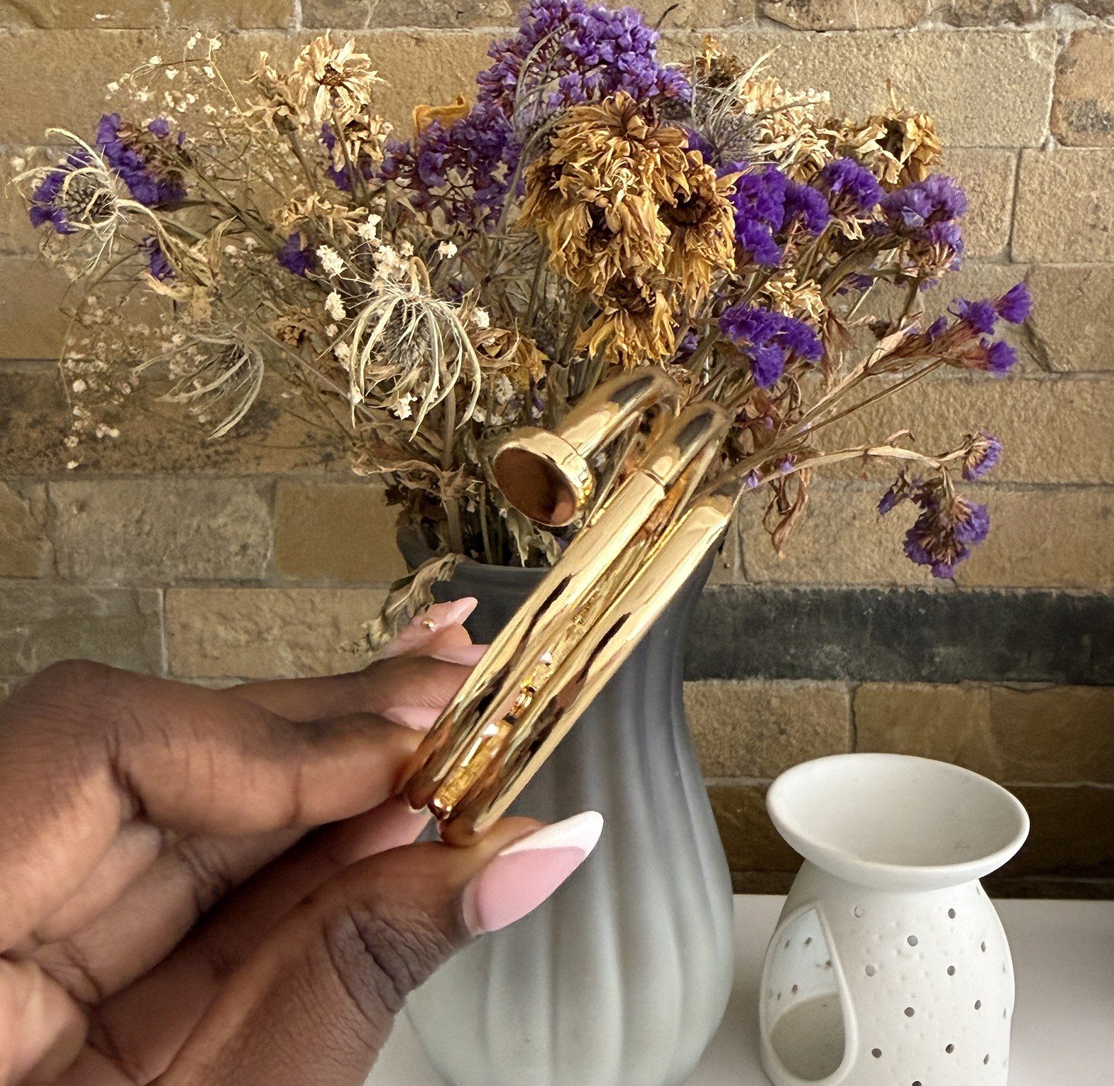 Nail theme bangle image
