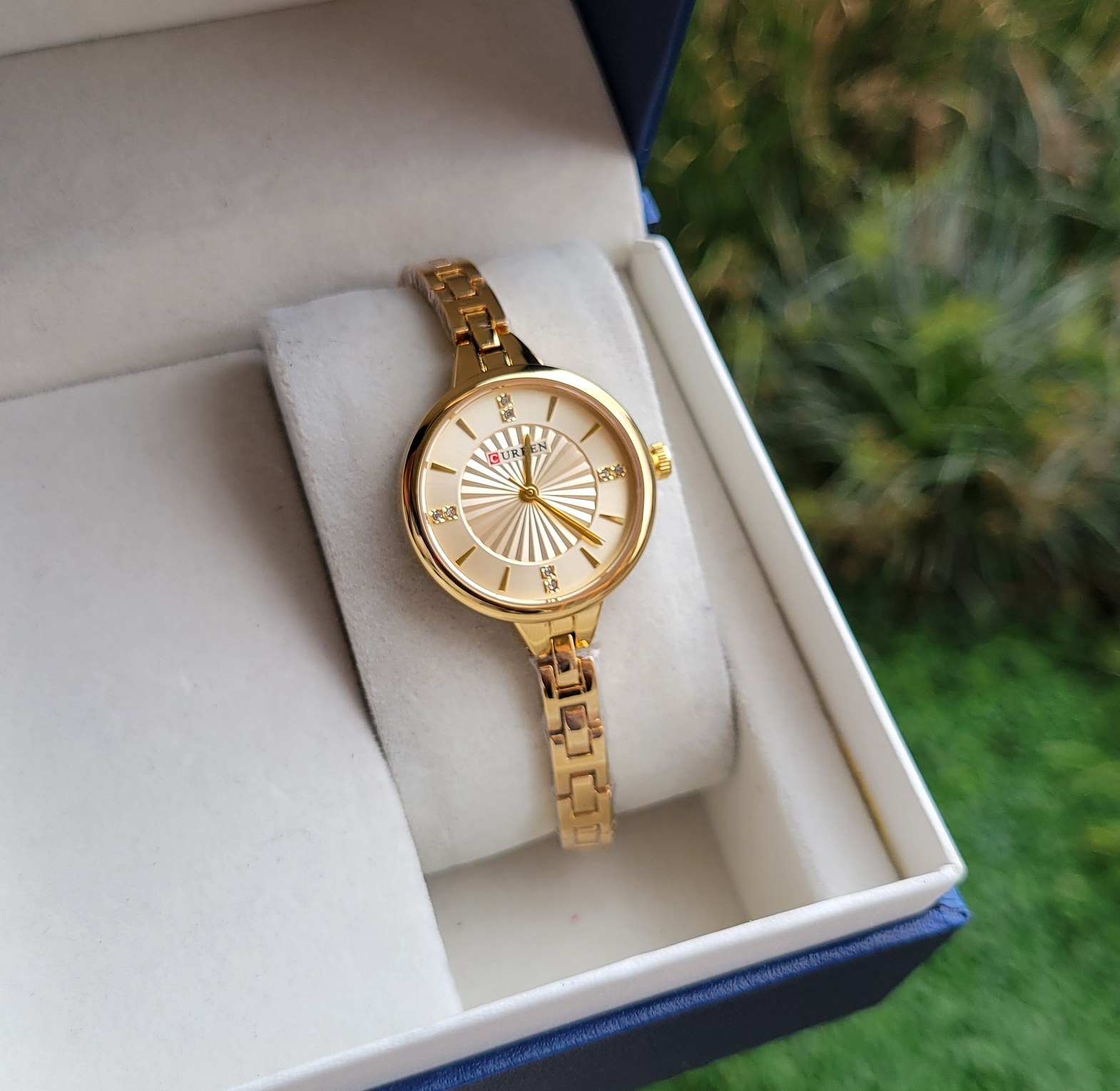 Curren watch image