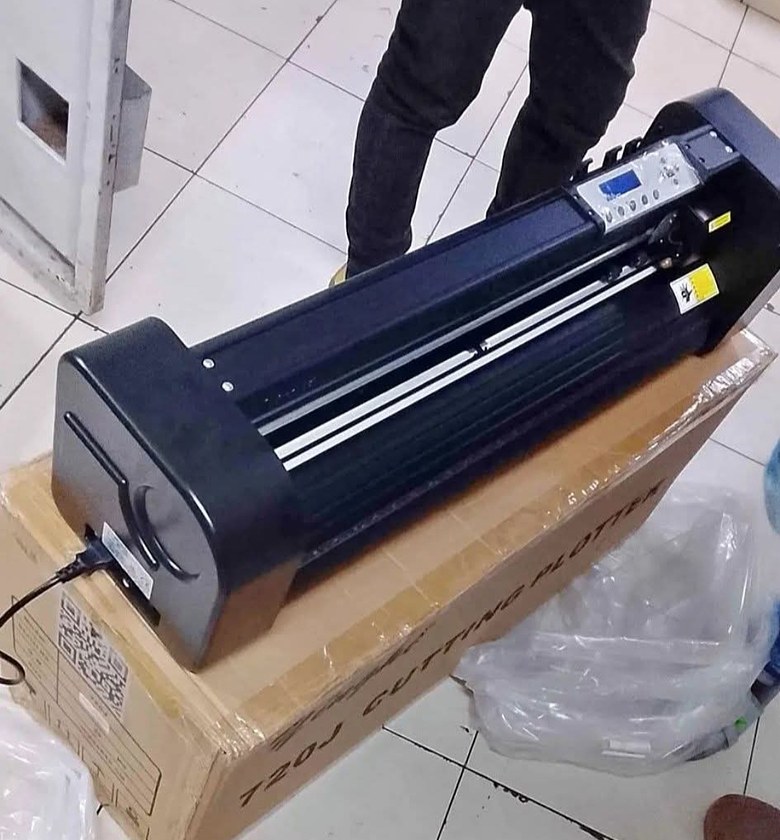 Plotter vinyl cutter 2ft  image