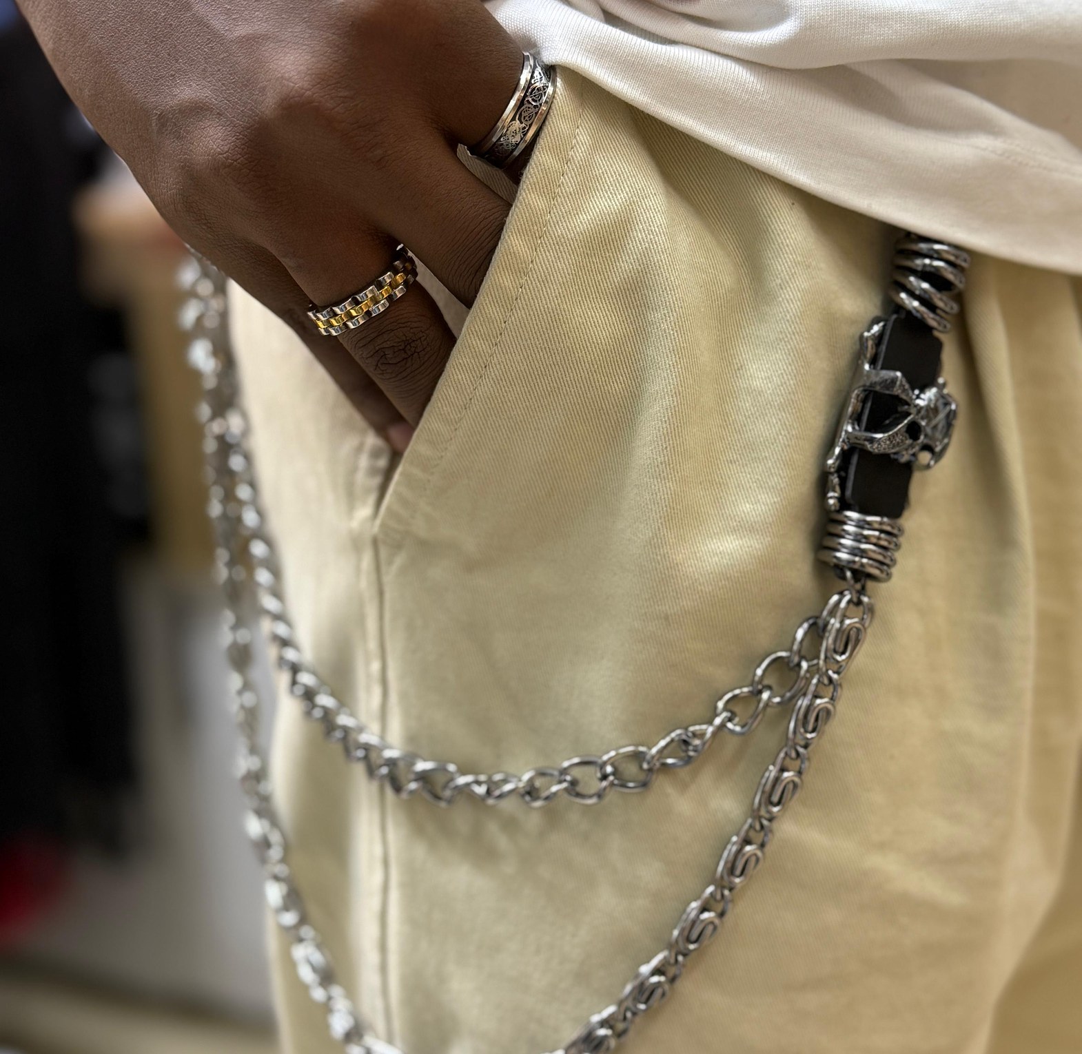 Pocket chain  image