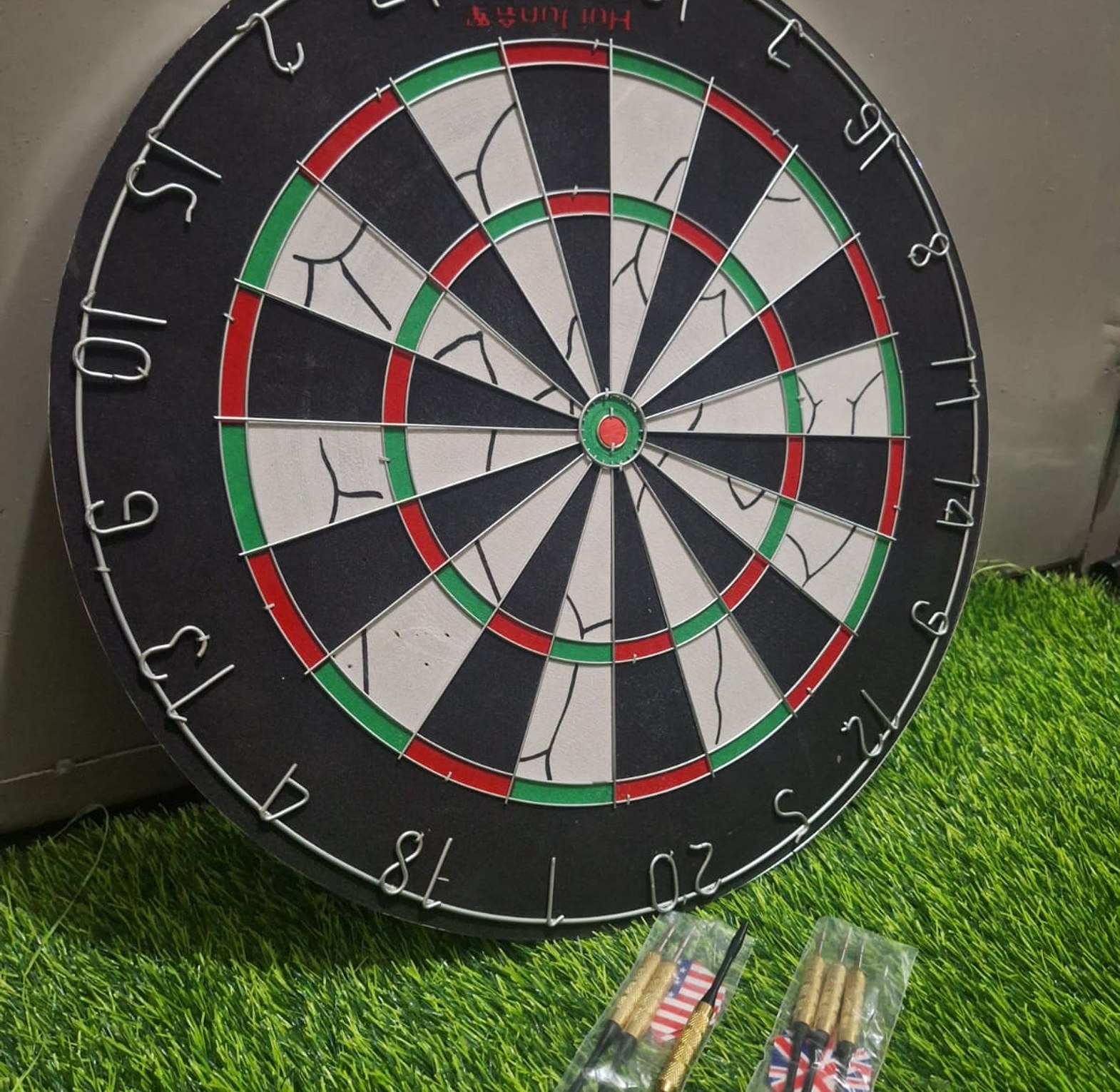 18 Inch Dart Board Professional Dart Board image