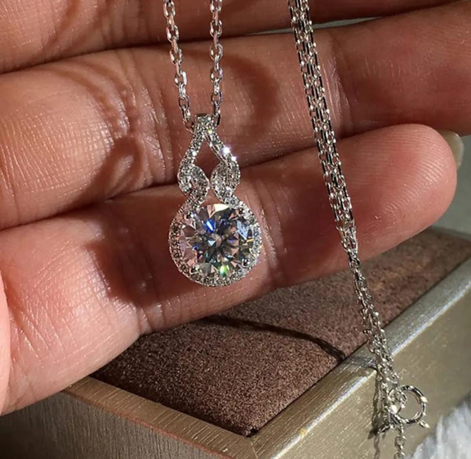Cubic Zirconia Pendant necklace image
