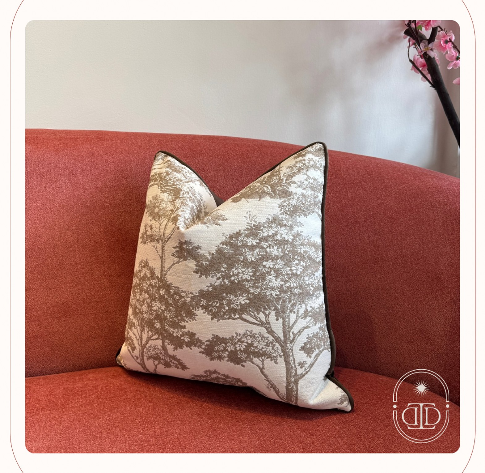 Neutral toile cushion cover. image