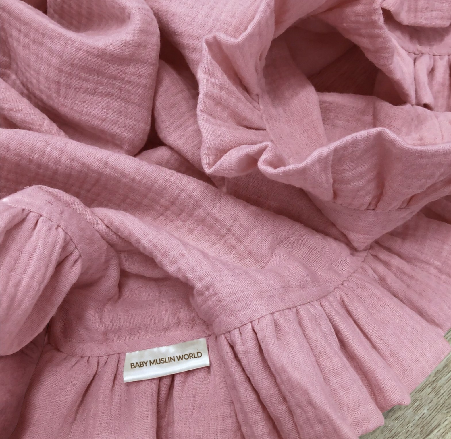 Heirloom 6-Layer Muslin Blanket  image