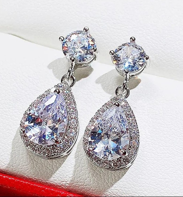 Cubic Zirconia  hypoallerenic  image