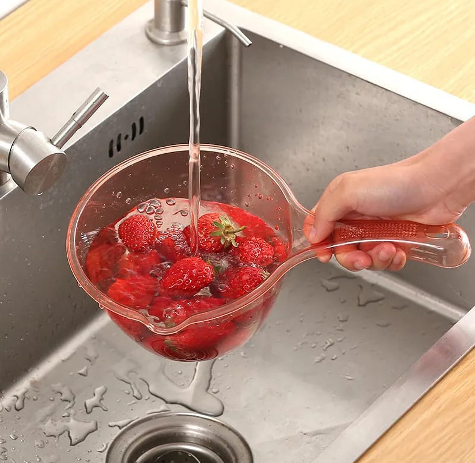 1Pc Transparent Long Handle Water Scoop Plastic image