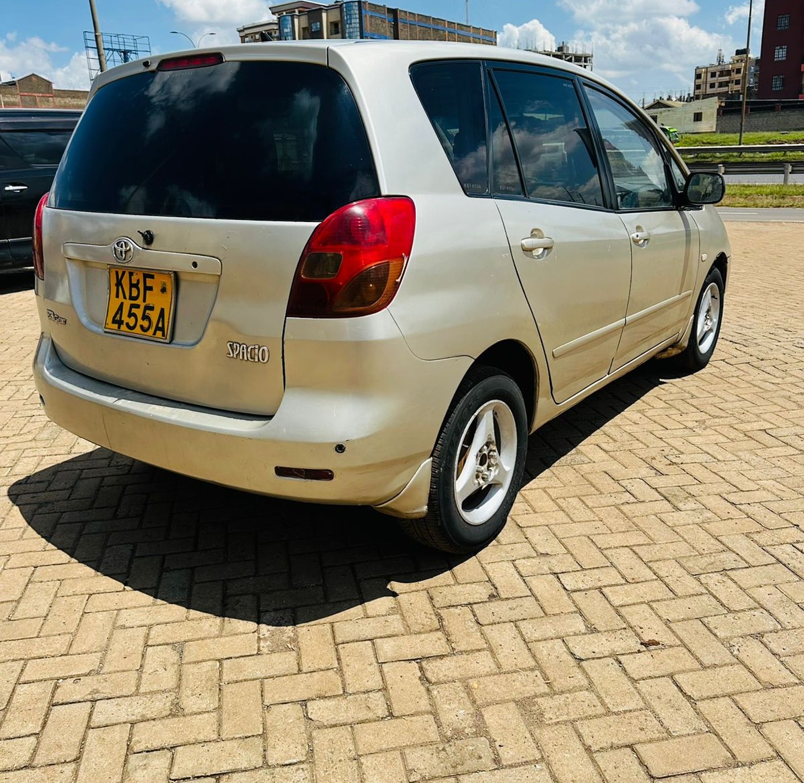 Toyota Spacio KBF, YOM 2002,  Automatic, Rating 1800cc, 7 seater With Double Sunroof image