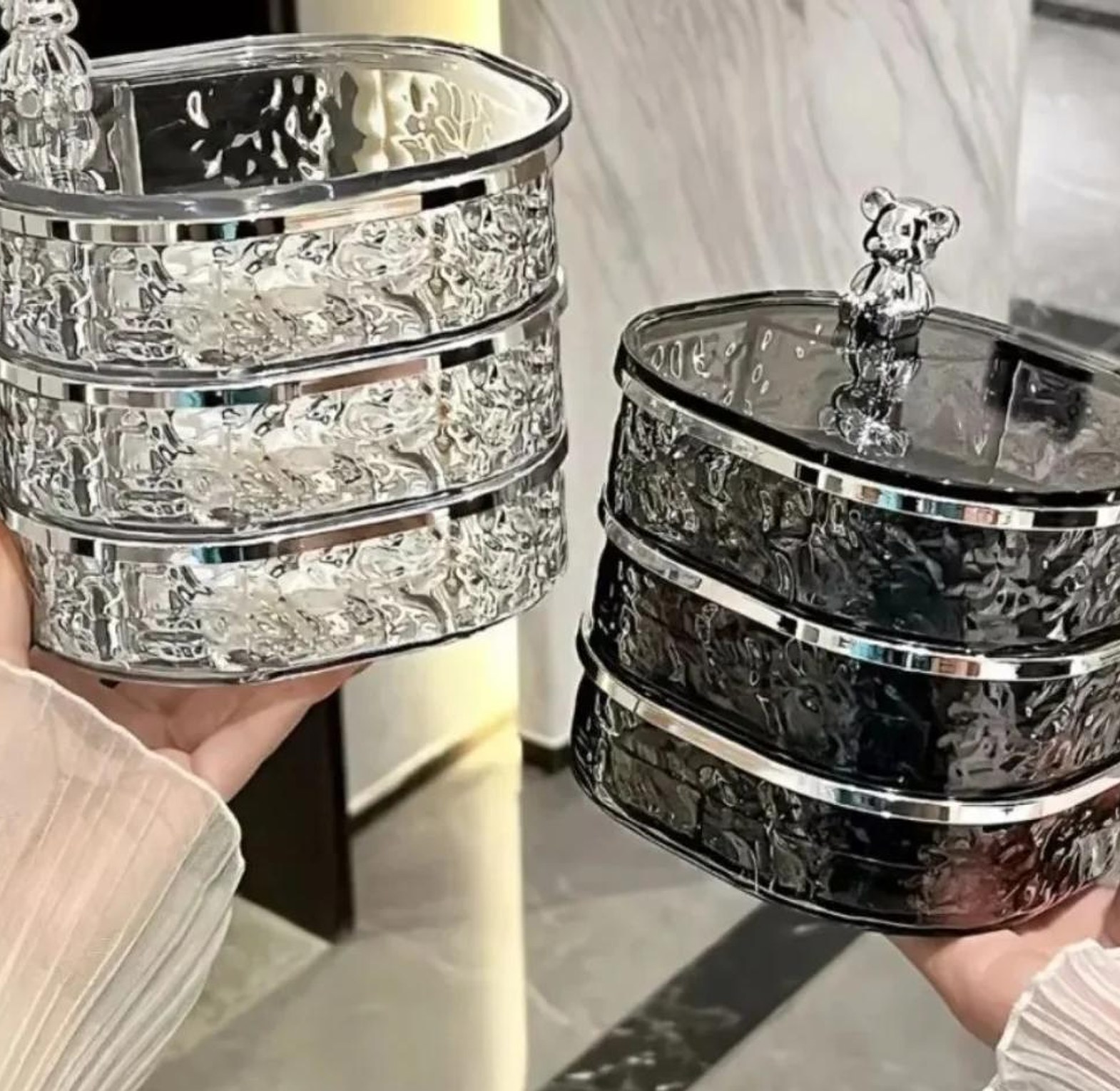 Rotating jewellery organizer image
