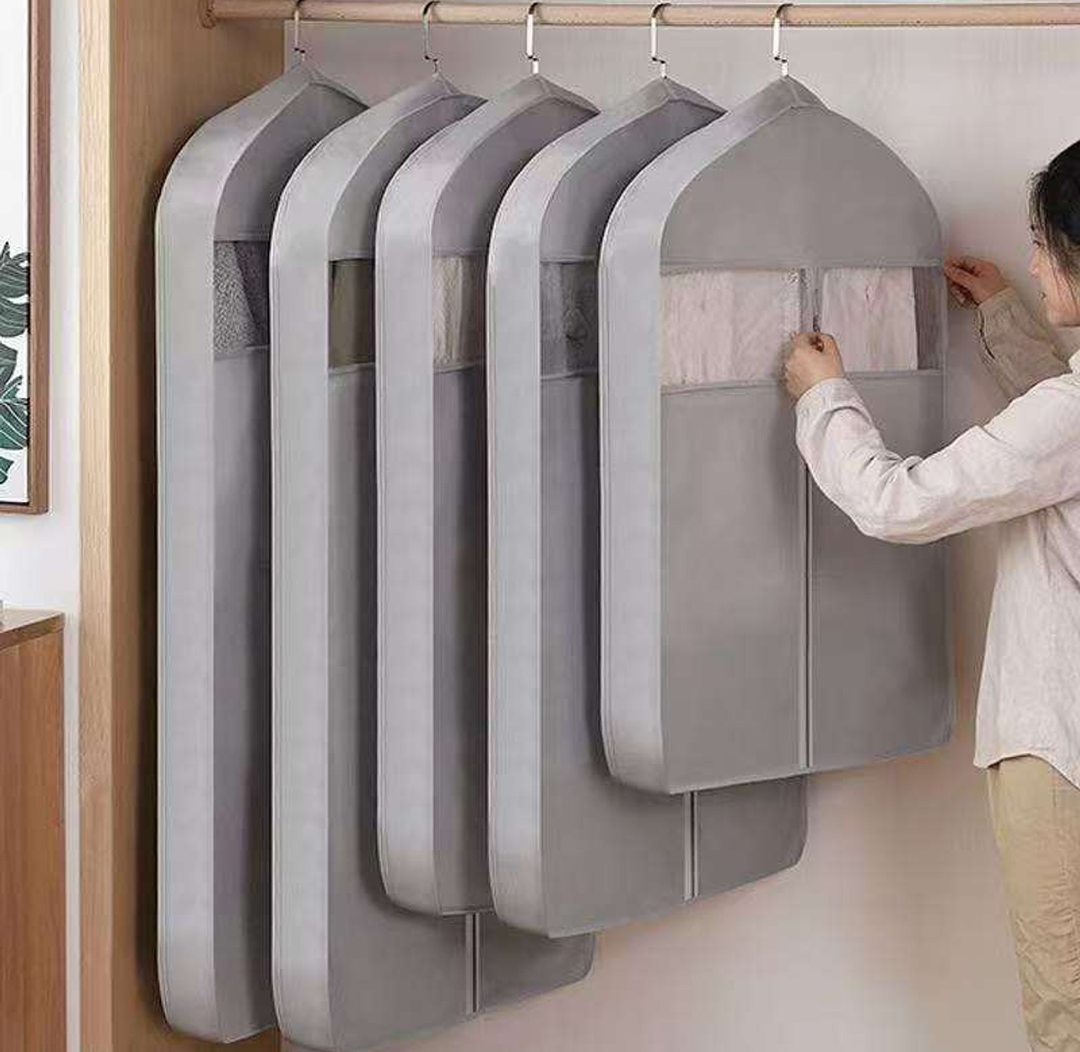 Non-Woven Dustproof Garment Storage Bag image