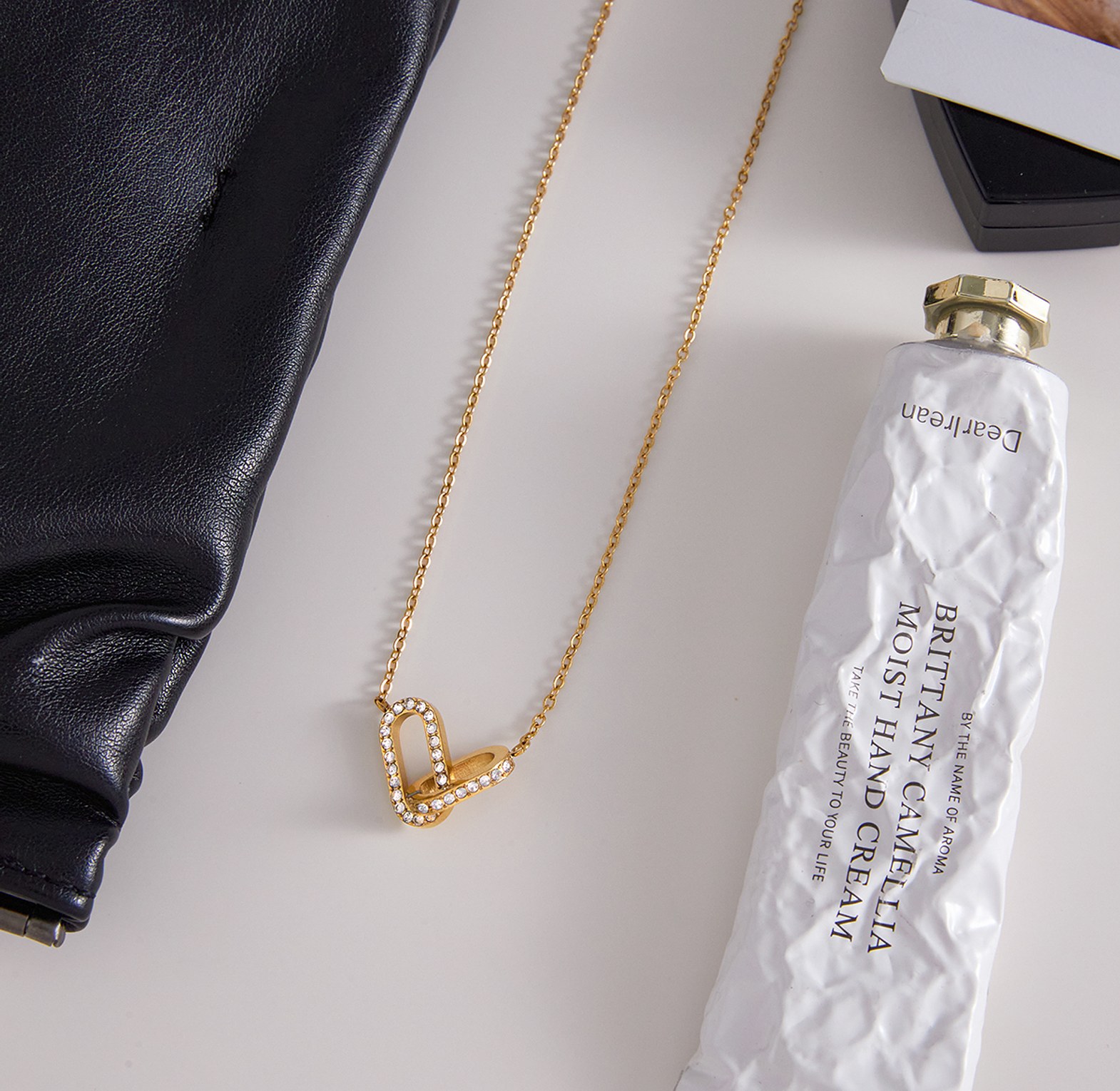  Interlocking Link Necklace image