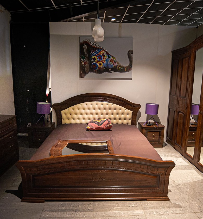 BED 180X200CM +2 NIGHT STANDS image