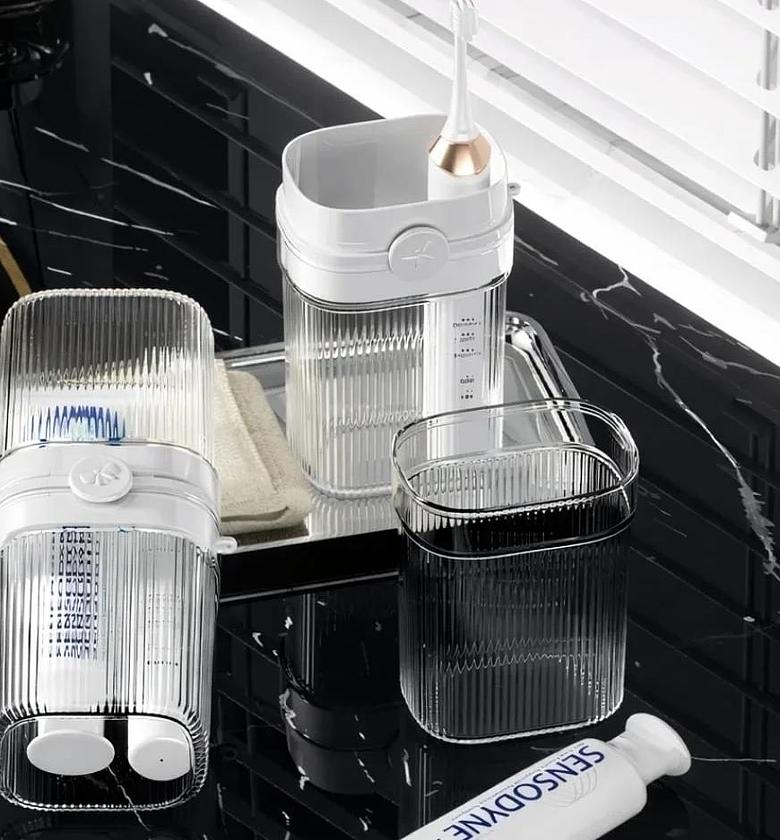 Portable Travel Toothbrush/toothpaste Storage box image