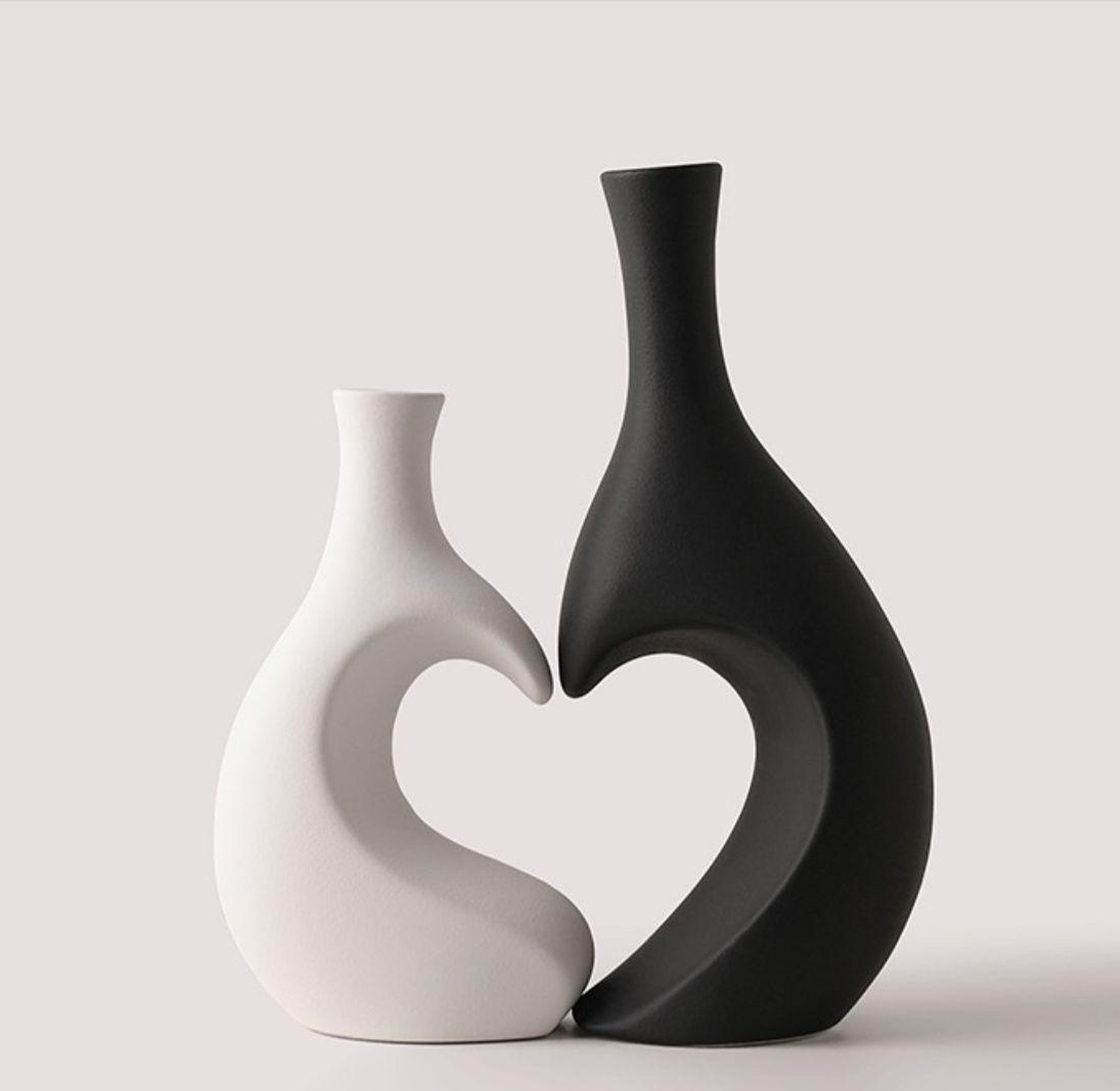 Love heart ceramic vase set  image